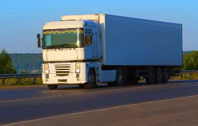 İzmir ile Erdemli Arası Öğrenci Eşyası Taşıma